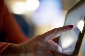 HipLink-Energy and Utilities Industry Turn to Secure Text Messaging Software to Enhance Communication